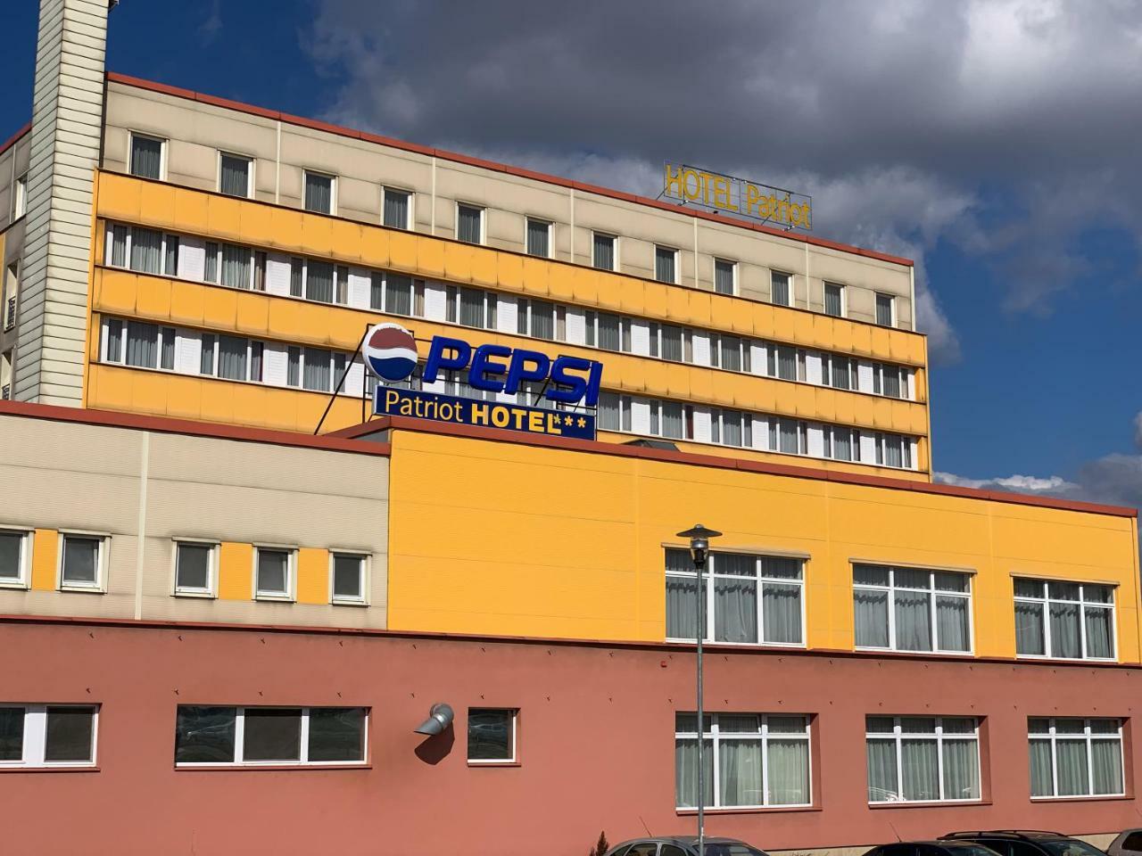 Hotel Patriot Vranov nad Toplou Exterior foto
